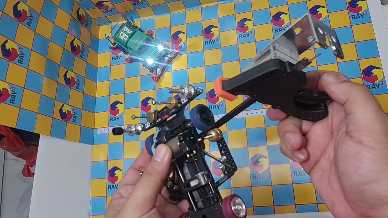 Treker ban tamiya mini4wd DIY.  