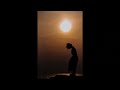 🎧 手嶌葵 - 赤い水底 【歌詞付き・presence (面前・存在感)】