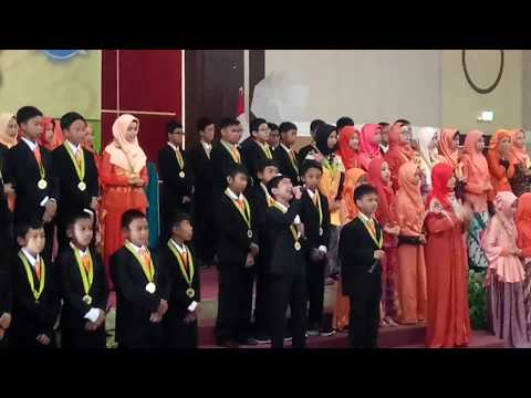 munculnya-suara-melengking-bikin-heboh-saat-nasyid-para-penghafal-qur'an-termerdu-yang-pernah-ada