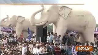 Large Crowd Gather for Mayawati's Rally in Lucknow