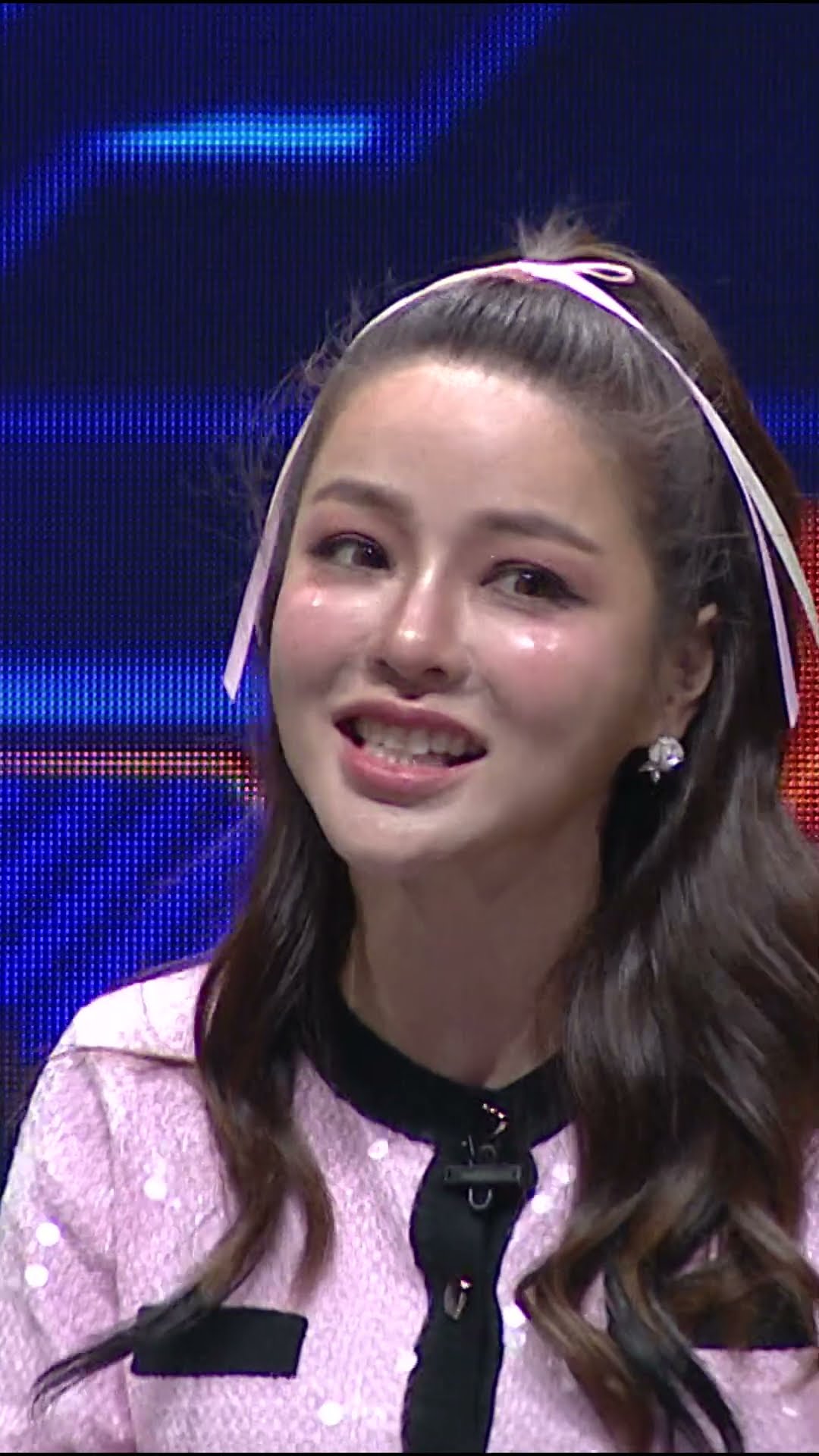ก็หลงคิดว่าตัวเองดังมาตลอด #Faceoffแฝดคนละฝา #Workpoint