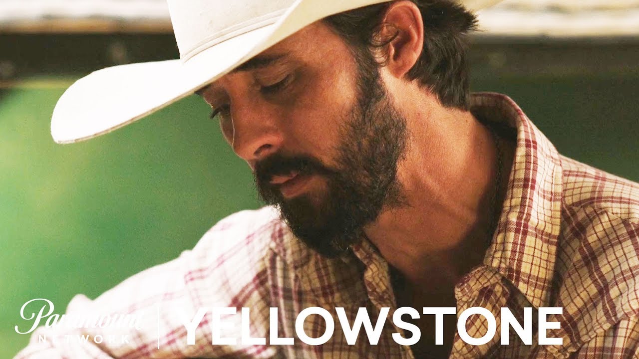 Download ‘Ryan Bingham Croons the Bunkhouse’ Official Clip | Yellowstone | Paramount Network