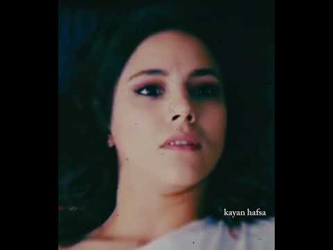 ببكي من غير صوت زينب و دوروك  مسلسل تلك الفتاة