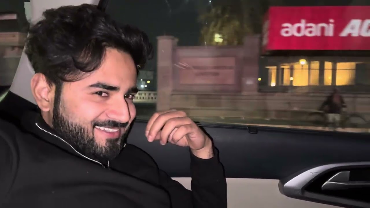 Sudden plan for delhi from Lucknow 😂❤️