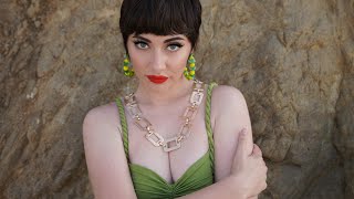 Download Lagu Qveen Herby - Medicine Woman MP3 Download Lagu Qveen Herby - Medicine Woman MP3