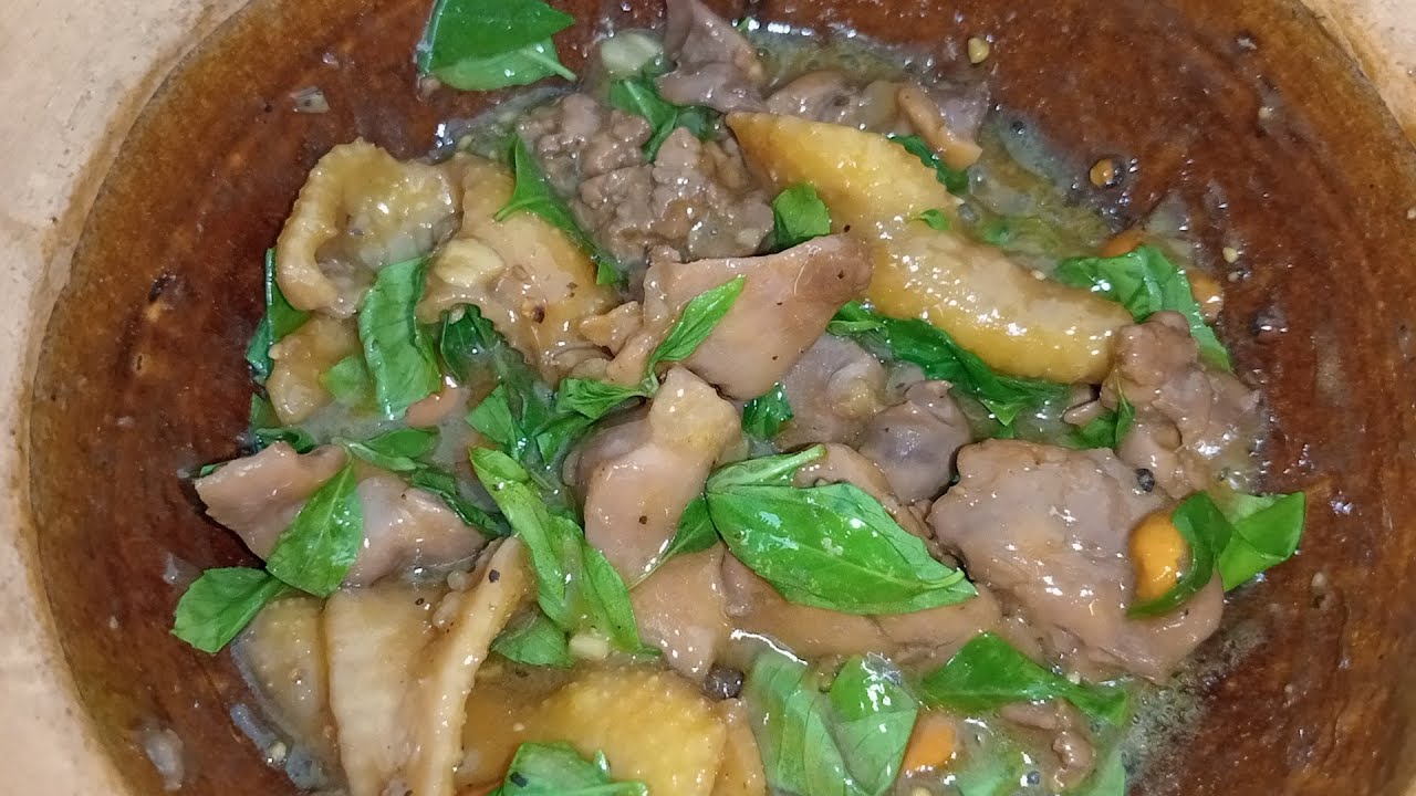 Stir Fry Chicken Internal Organs With Basils