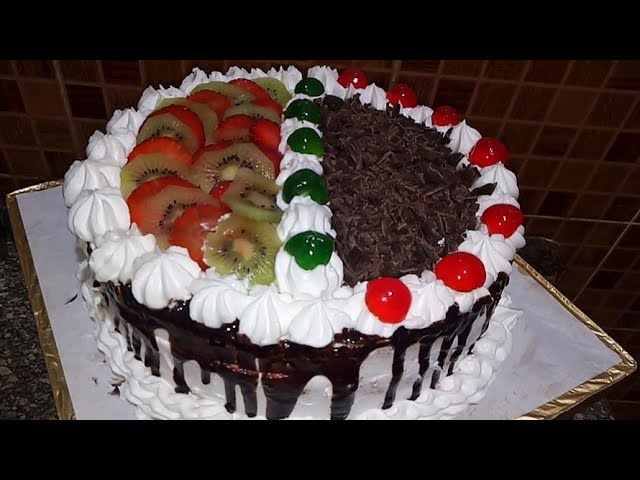 تزيين تورتة عيد ميلاد بالكريمة المتماسكة بدون ماتسيح 🎂😋