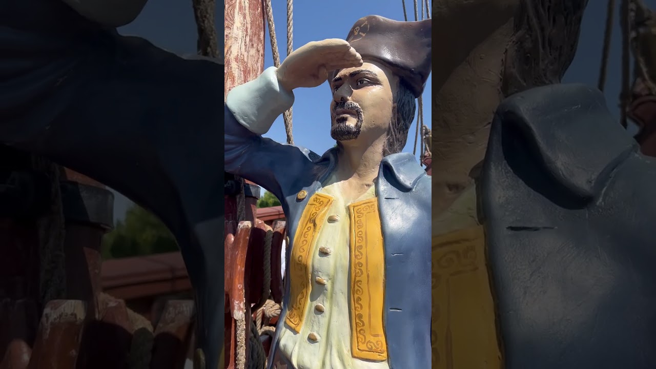 D’ captain and d’ castle in sazova park eskişehir Türkiye 🇹🇷 