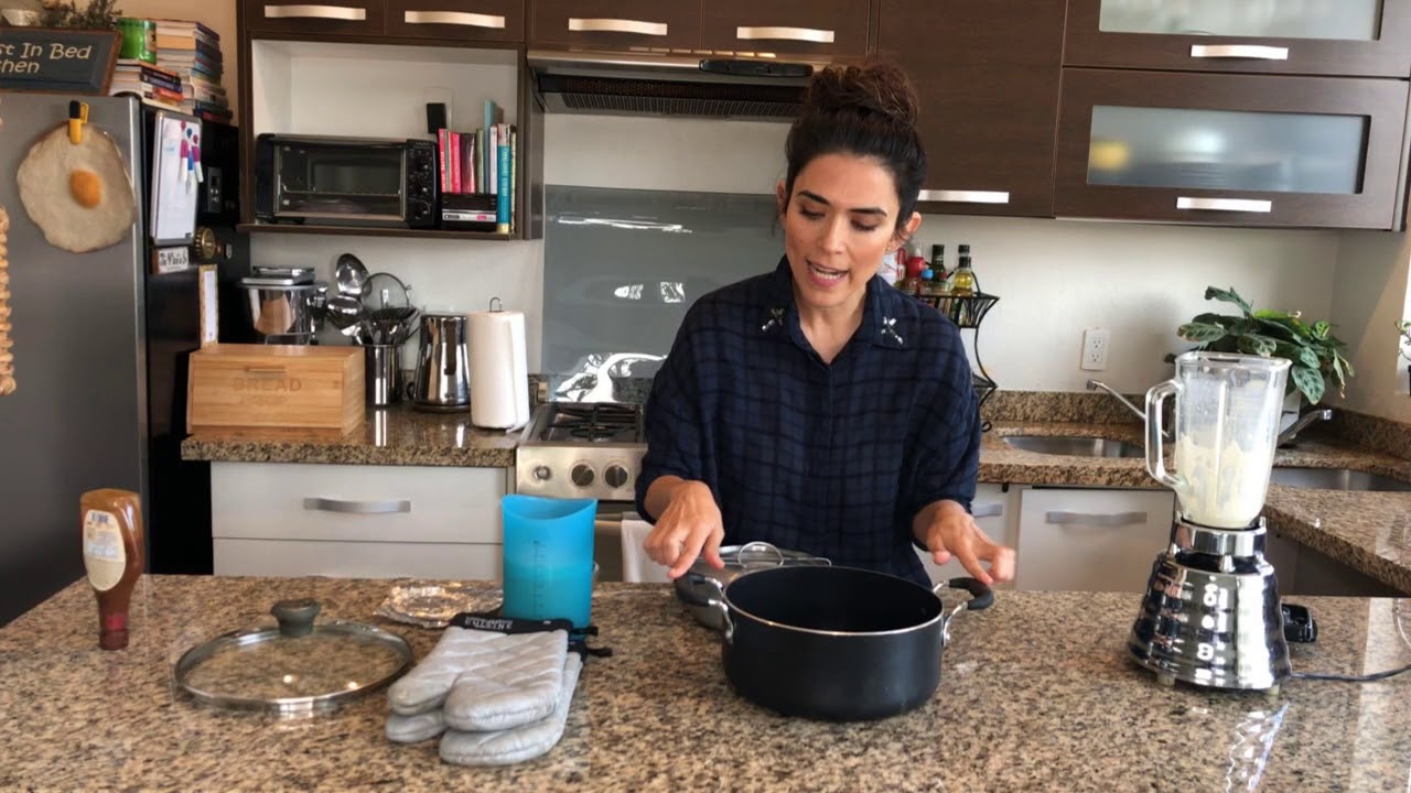 FLAN DE MAZAPÁN ● Peanut Marzipan Flan ● Chef Yolo ● La Sazón del Corazón