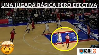 Una de las JUGADAS BÁSICAS DE LA NBA ¿LA CONOCÉS?