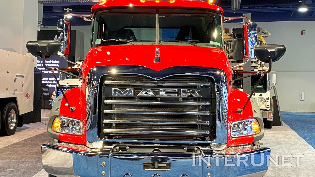2020 Mack 84B Granite Export Twin Steer 8x4 Truck
