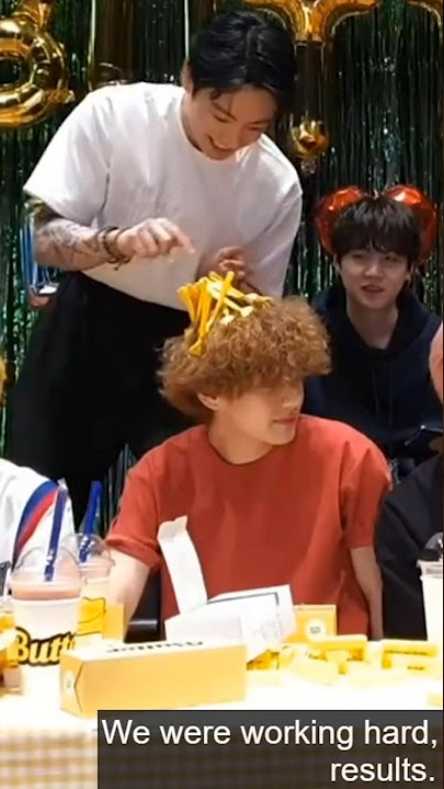 Jungkook Putting Forks In V's Hair 😂😂😂 #shorts#jungkook#btsv