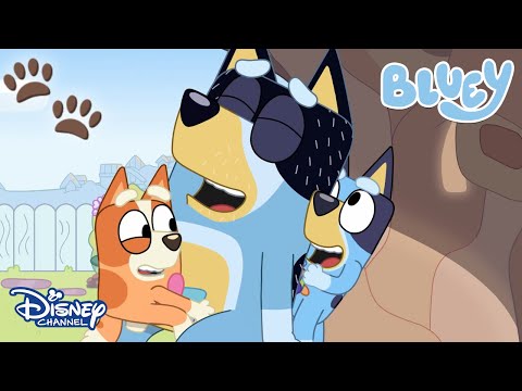 Gezgincilik Oyunu🎒👣 | Bluey | Disney Channel TR