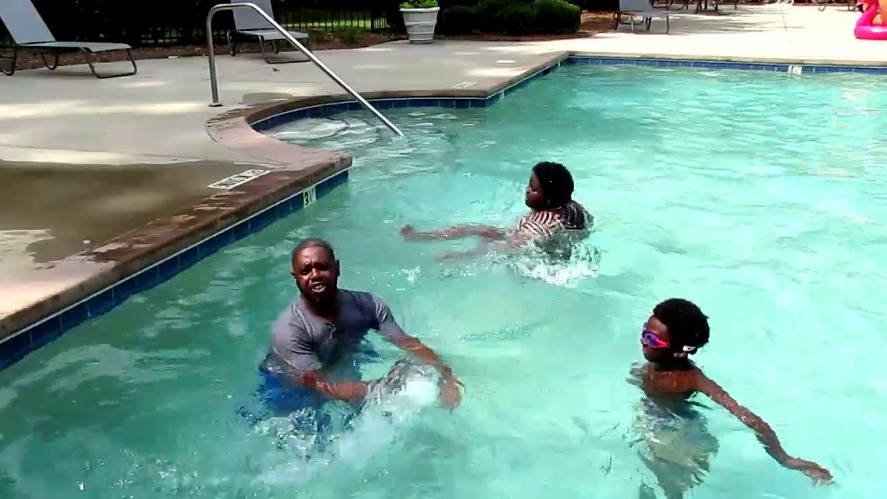 SUMMER 2020| FAMILY POOL EXERCISES| FUNNY VIDEO #exercises