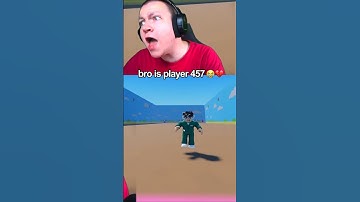 bro started RUNNING for his life 😭 #steak #squidgame #roblox
