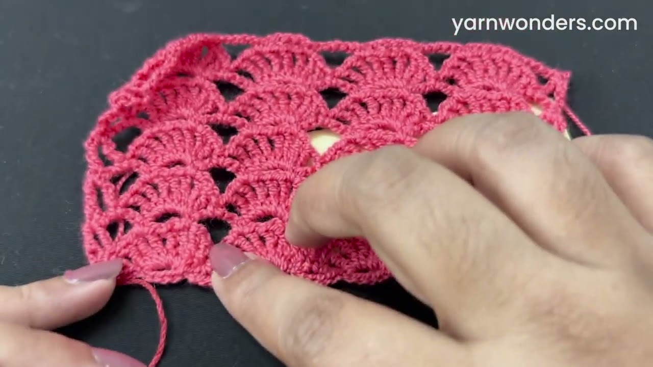 Day 358 _ Stacked Shell lace - 365 Days Crochet challenge