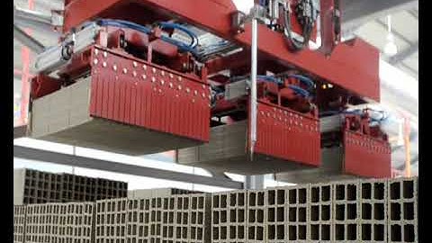 full automatic clay brick stacking machine, robot brick stacking machine on tunnel kiln cart