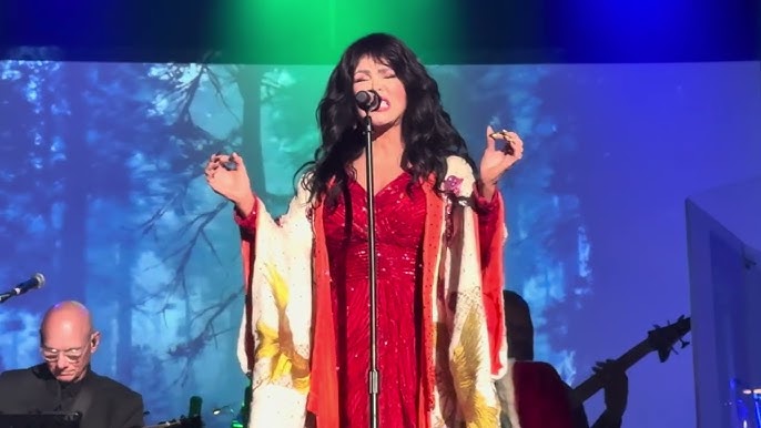 Marie Osmond / Nessun Dorma / Symphonic Christmas at Arlington Music Hall / 12.07.2023 - YouTube