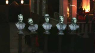 Video thumbnail of "Disneyland Haunted Mansion effect-Grim Grinning Ghosts v5"