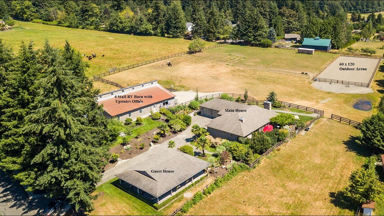 HIGHVIEW ESTATES EQUESTRIAN PROPERTY