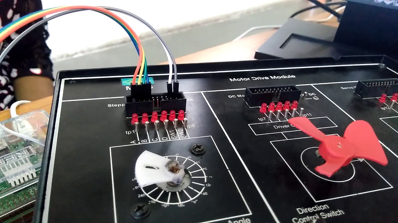 Web controlled Stepper motor using Raspberry pi - YouTube