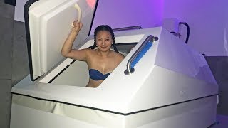 Sensory Deprivation in an Isolation Tank! My First Float Tank Experience (Float House)