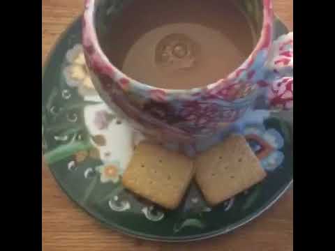 How to make tea wearing latex dress