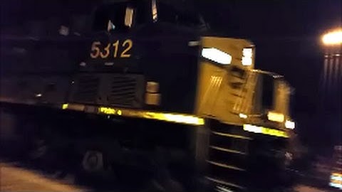 [CSX] 5312 ES40DC Leads Q141-27 With Nice Horn @ Track Speed in Fayetteville NC