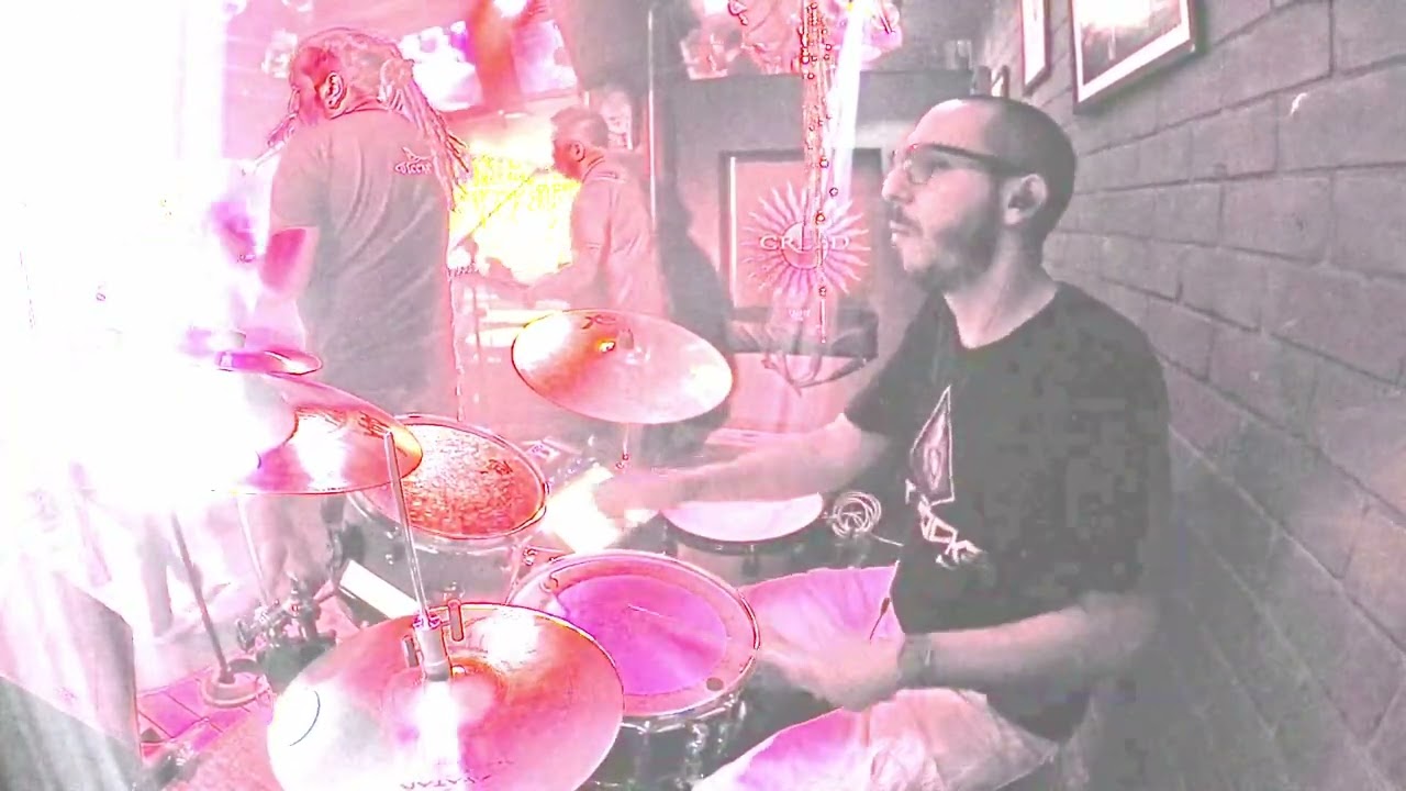 REBEL YELL feat. BANDA HOT ROCKS