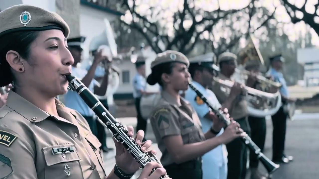 ENCONTRO - BANDAS DA MARINHA EXÉRCITO E AERONÁUTICA NA EEAR ESCOLA DE ESPECIALISTAS DE AERONÁUTICA 