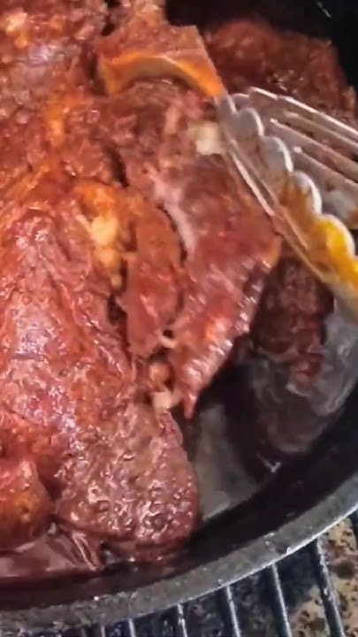 Shredding Chuck Roast Into Birria Meat mexicanfood birria tacos shredding-chuck-roast-into-birria-meat-mexicanfood-birria-tacos