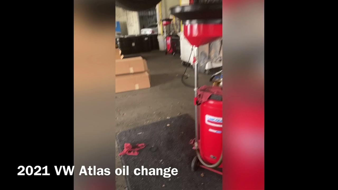 2021 VW Atlas oil change - YouTube