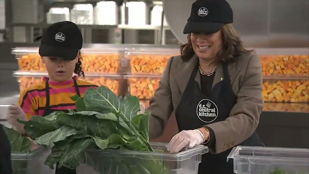 RAW: Vice President Kamala Harris and Doug Emhoff volunteer at the DC Central Kitchen for