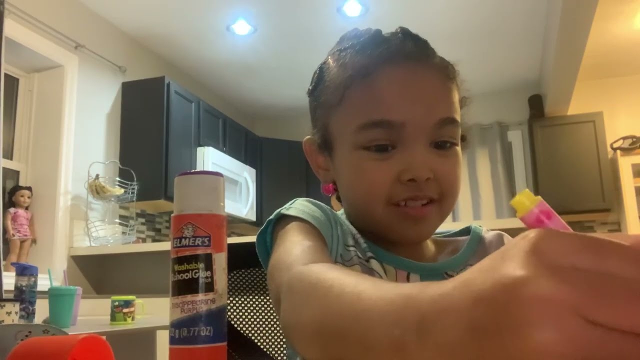 How to make a paper ice cream with Jada
