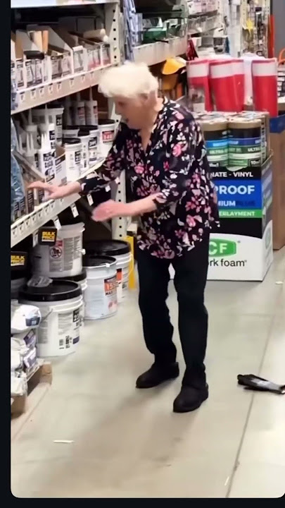 Whose grandma is that ?
