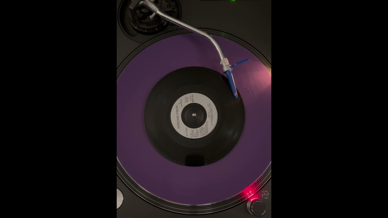 【7インチ】Lighter Shade of Brown - This DJ Lighter Shade Of Brown - Hey D J - YouTube