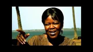 Ntombi_Marhumbini_Lindiwe_Official_Video