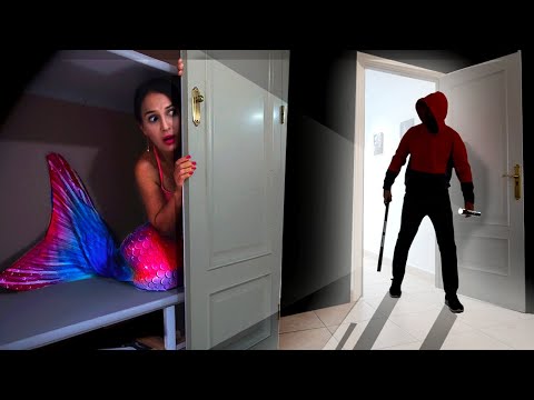 La Sirena y Adri huyen del hacker que entró al sótano | Episodio 8