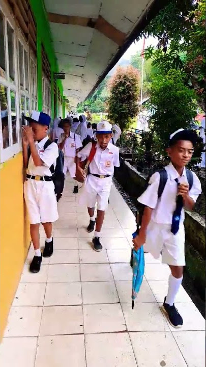 Pulang Sekolah...