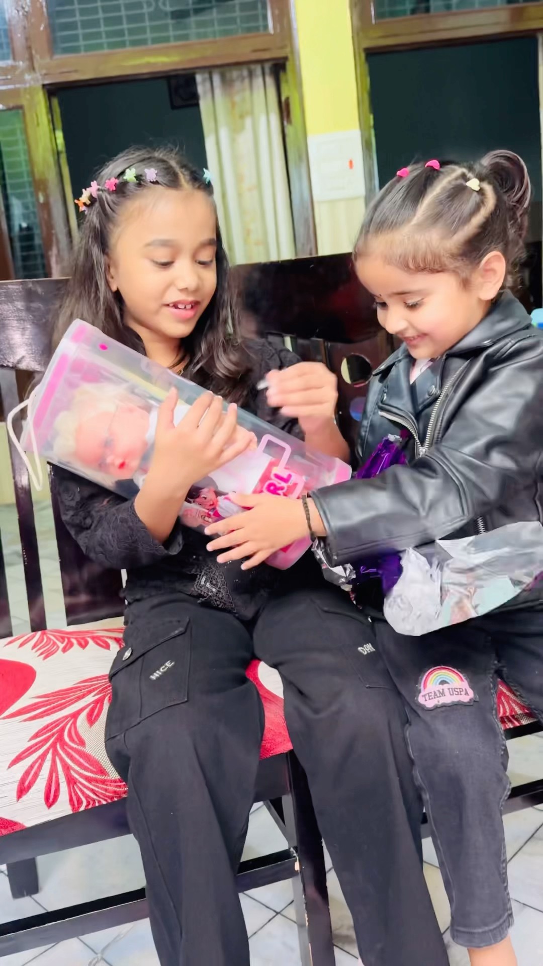 Amaira n Diya gift #shorts #amairagurjar