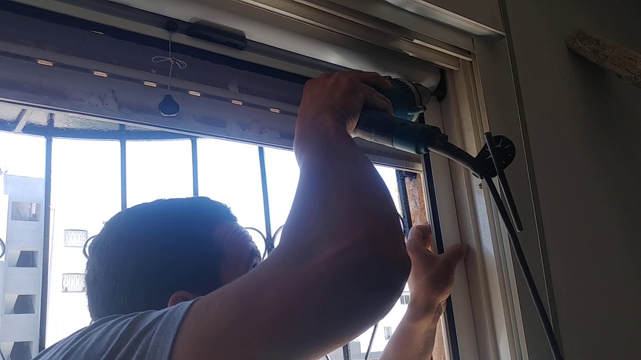 طريقة تركيب شباك مضاد للحشرات بتقنية ريدو (مستيكير غولابل)