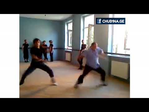 ✔ სტუდენტი და პედაგოგი თეატრალური უნივერსიტეტიდან (ქორეოგრაფიული მიმართულება)