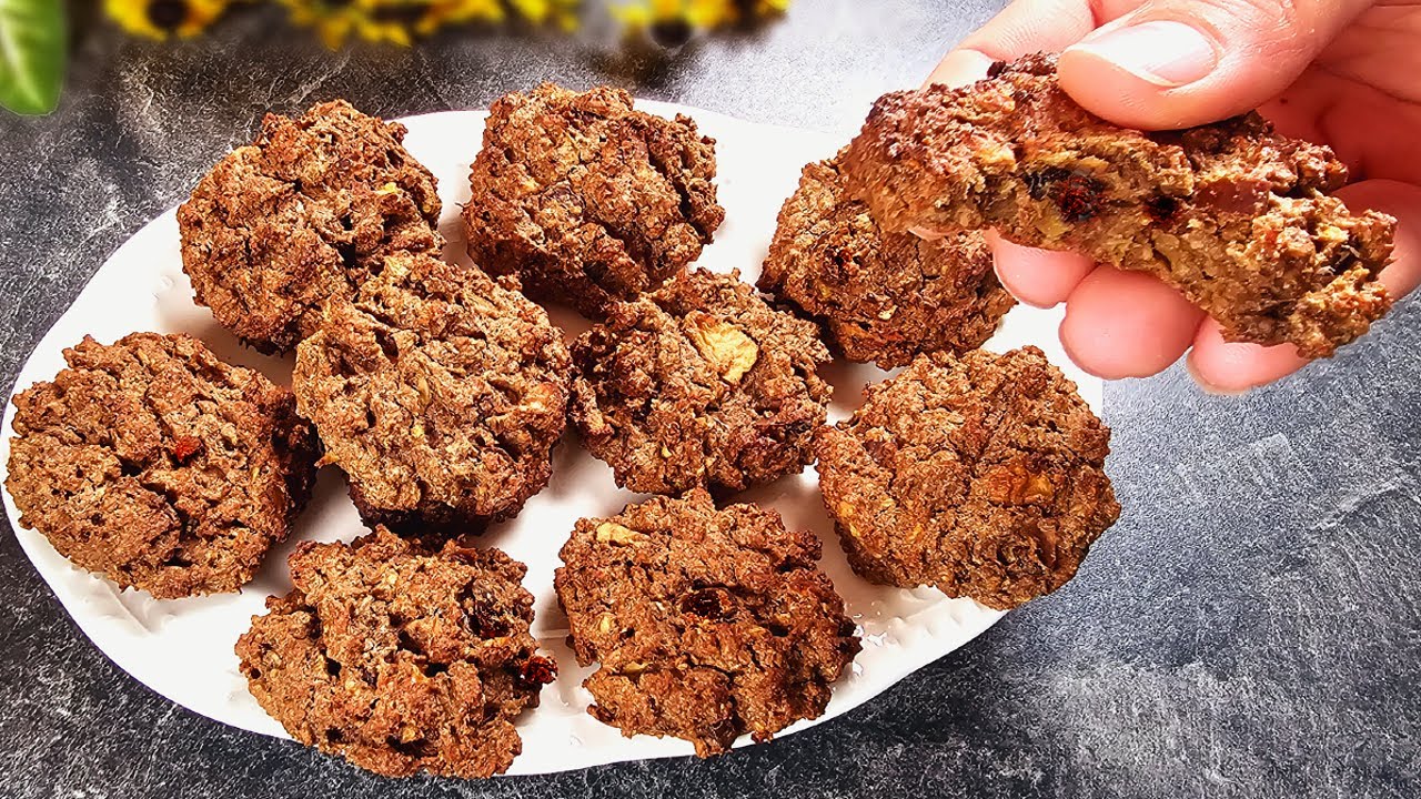 ⁣Tasty diet cookies with oats and apples! NO sugar, NO flour!