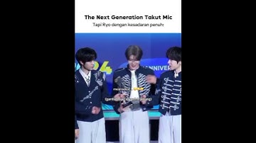 Thumbnail of #doyoung sudah menemukan penerus 🤝🏻 🤣🤣 #ryo #nctwish #nct #nctzen #sijeuni #kpopgroup #kpop #shorts