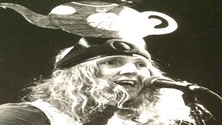 daevid allen being a maniac for 9 minutes screenshot 5