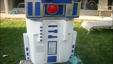 R2D2 Trash Bin