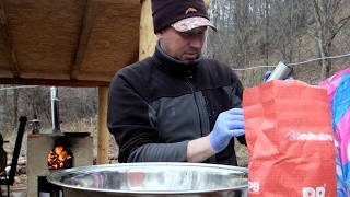 ЖАРИМ ЦЕЛЫЙ ТАЗ СВЕЖЕПОЙМАНОЙ РЫБЫ НА НОВОЙ ПЕЧИ.