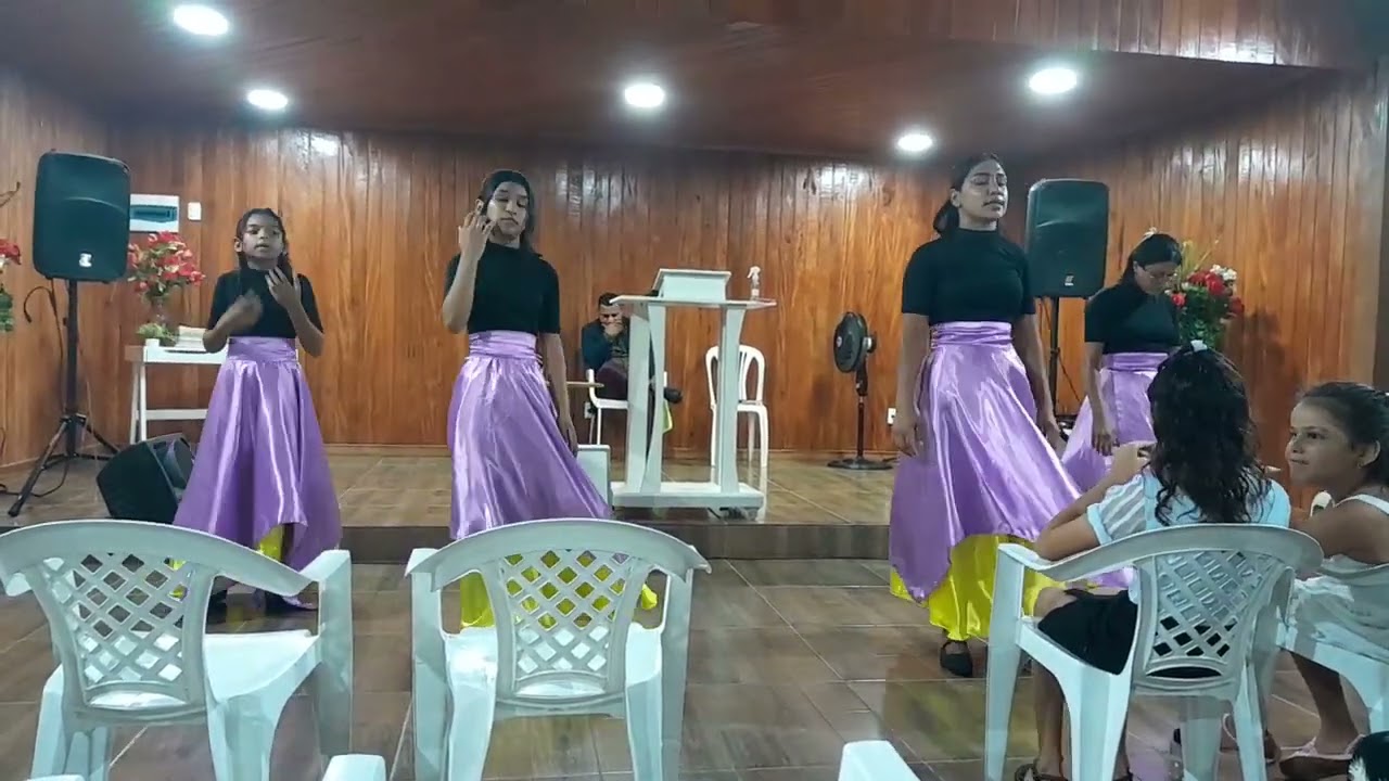 Coreografia do hino  SO QUEM TEM RAIS       { Sara Farias }