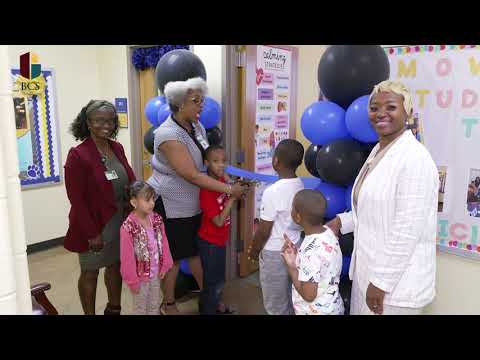 Tuggle Elementary School Cuts Ribbon to New Calming Room