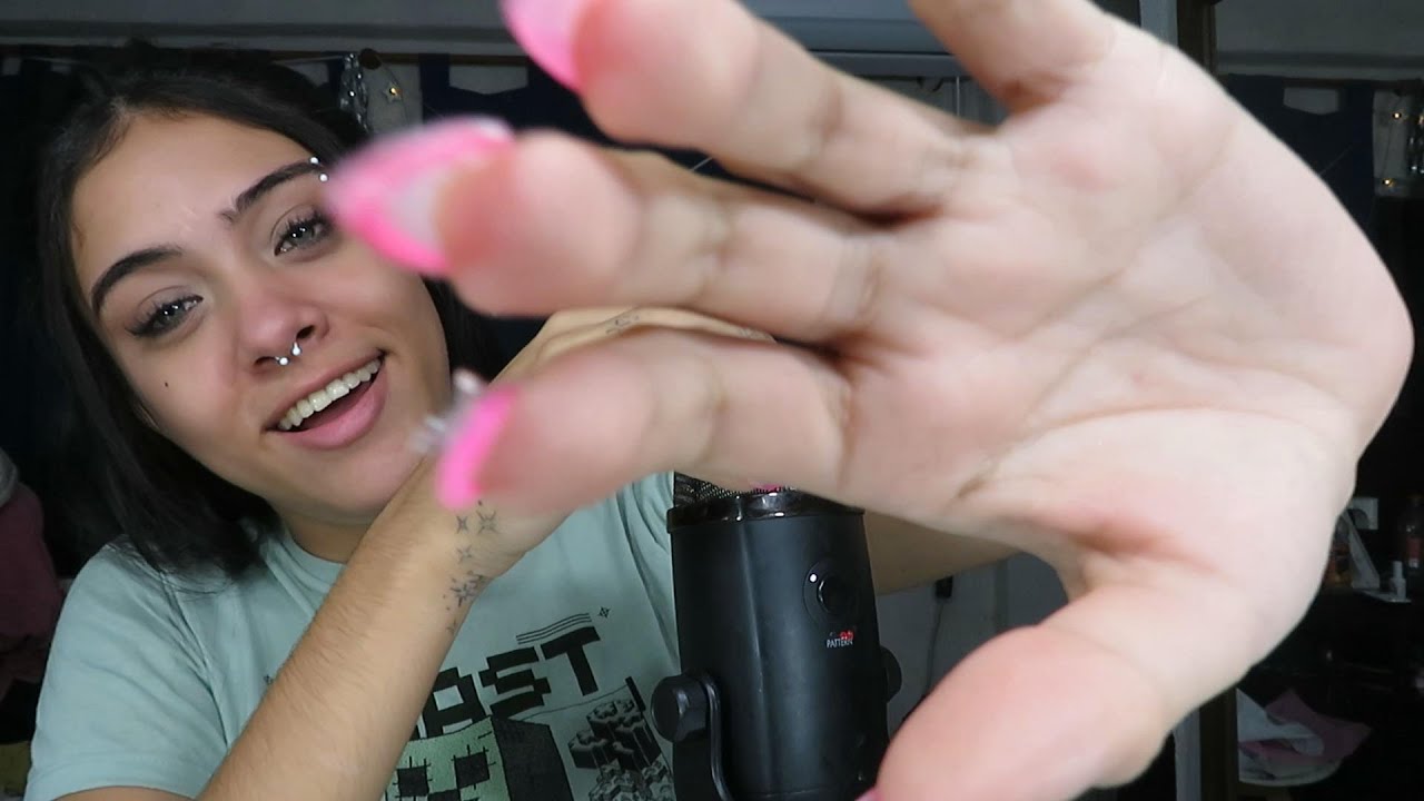 ASMR SCRATCHING BLUE YETI Zoretit0